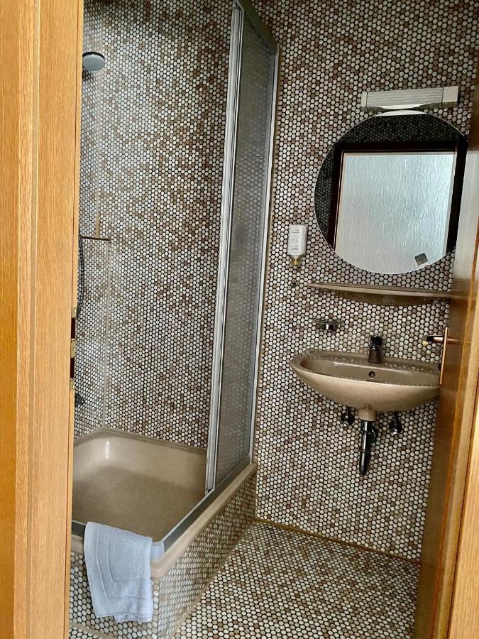 Lilton Hotel Stuttgart-Zuffenhausen Εξωτερικό φωτογραφία