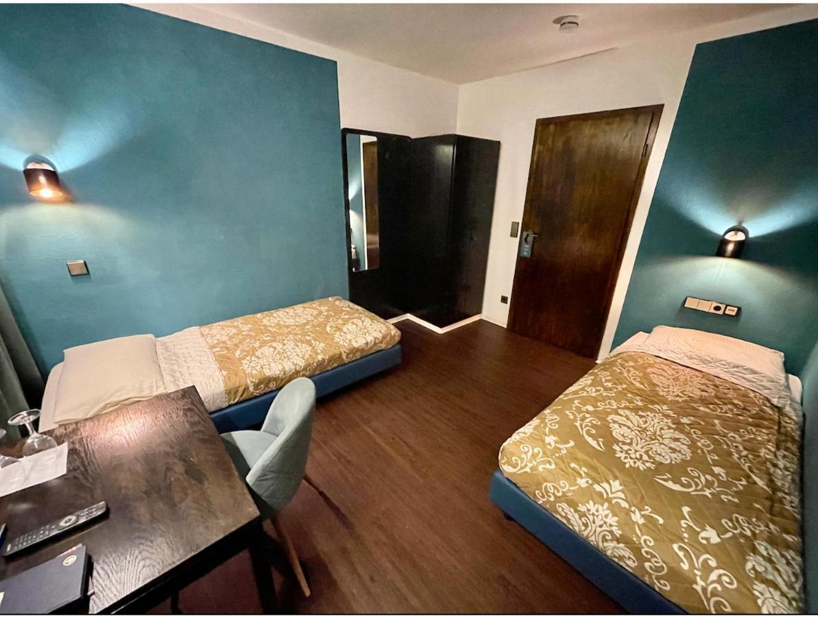 Lilton Hotel Stuttgart-Zuffenhausen Εξωτερικό φωτογραφία