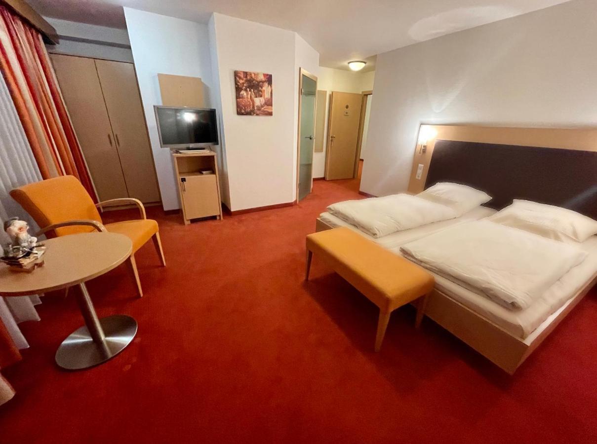 Lilton Hotel Stuttgart-Zuffenhausen Εξωτερικό φωτογραφία