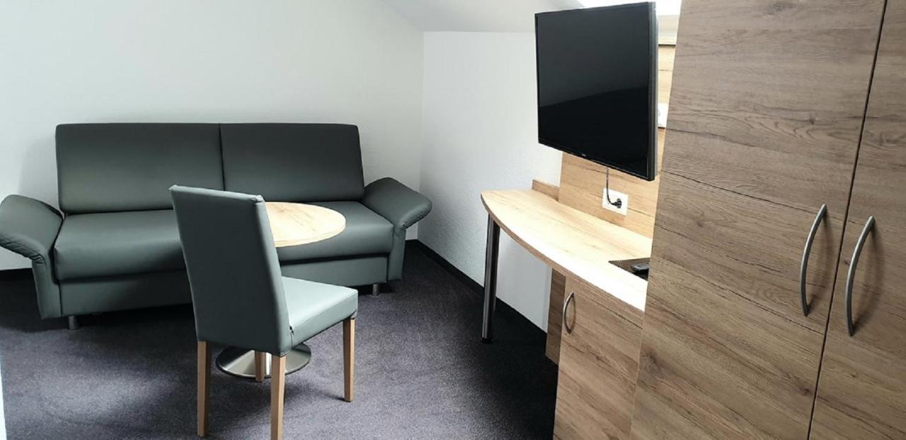 Lilton Hotel Stuttgart-Zuffenhausen Εξωτερικό φωτογραφία